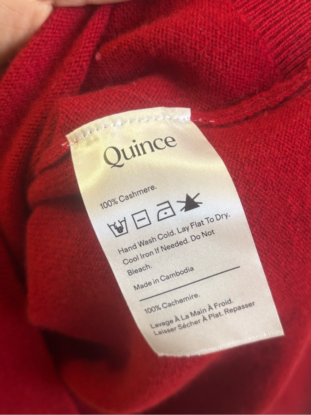 Quince | 100% Mongolian Cashmere V-Neck Sweater - Picture 4 of 5